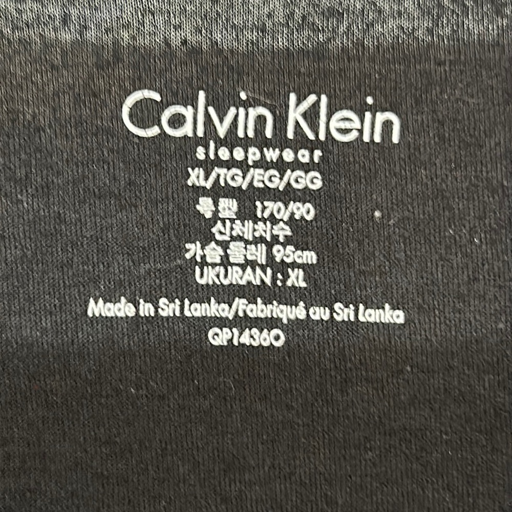 Calvin Klein Sleepwear - Picture 2 of 3